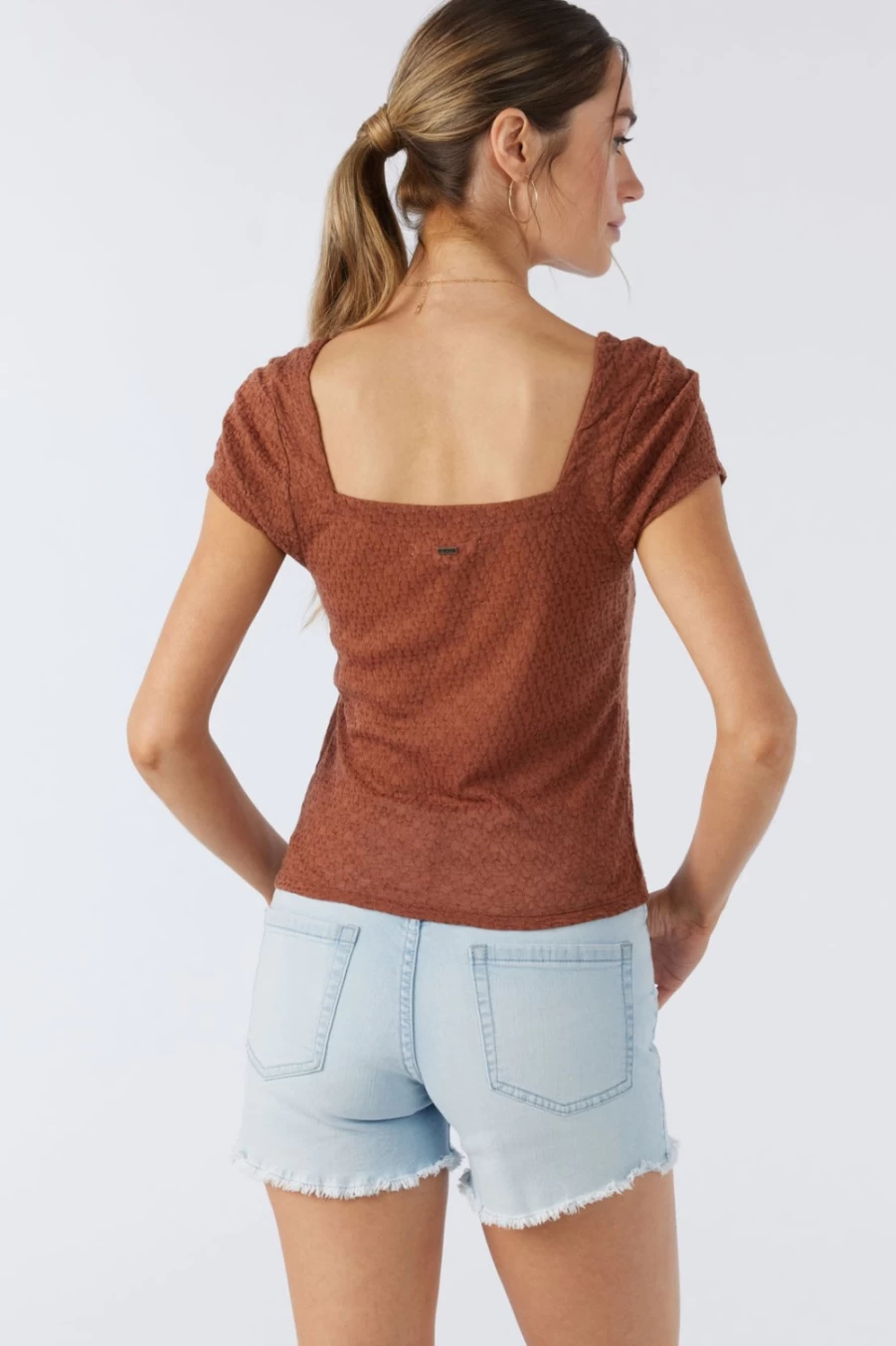 O'Neill Women's Jackey Top in Rustic Brown - Stylish Casual Wear