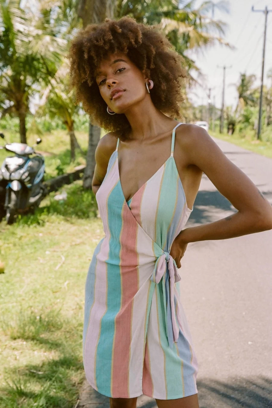 O'Neill Women's Marlo Dress - Multicolored Flowy Boho Style Summer Dress