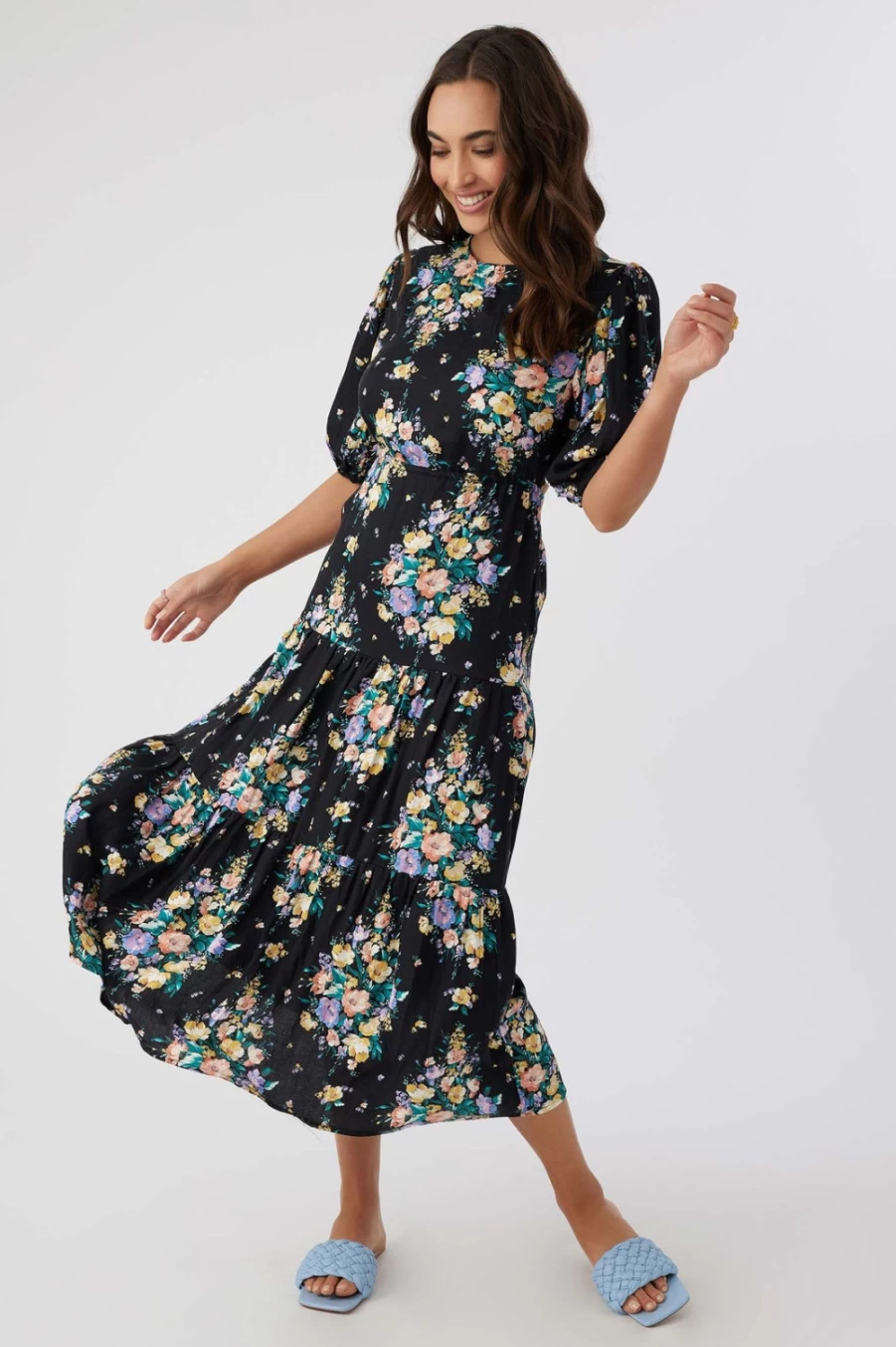 O'Neill Women's Alta Midi Dress in Black - Elegant Knee-Length Style