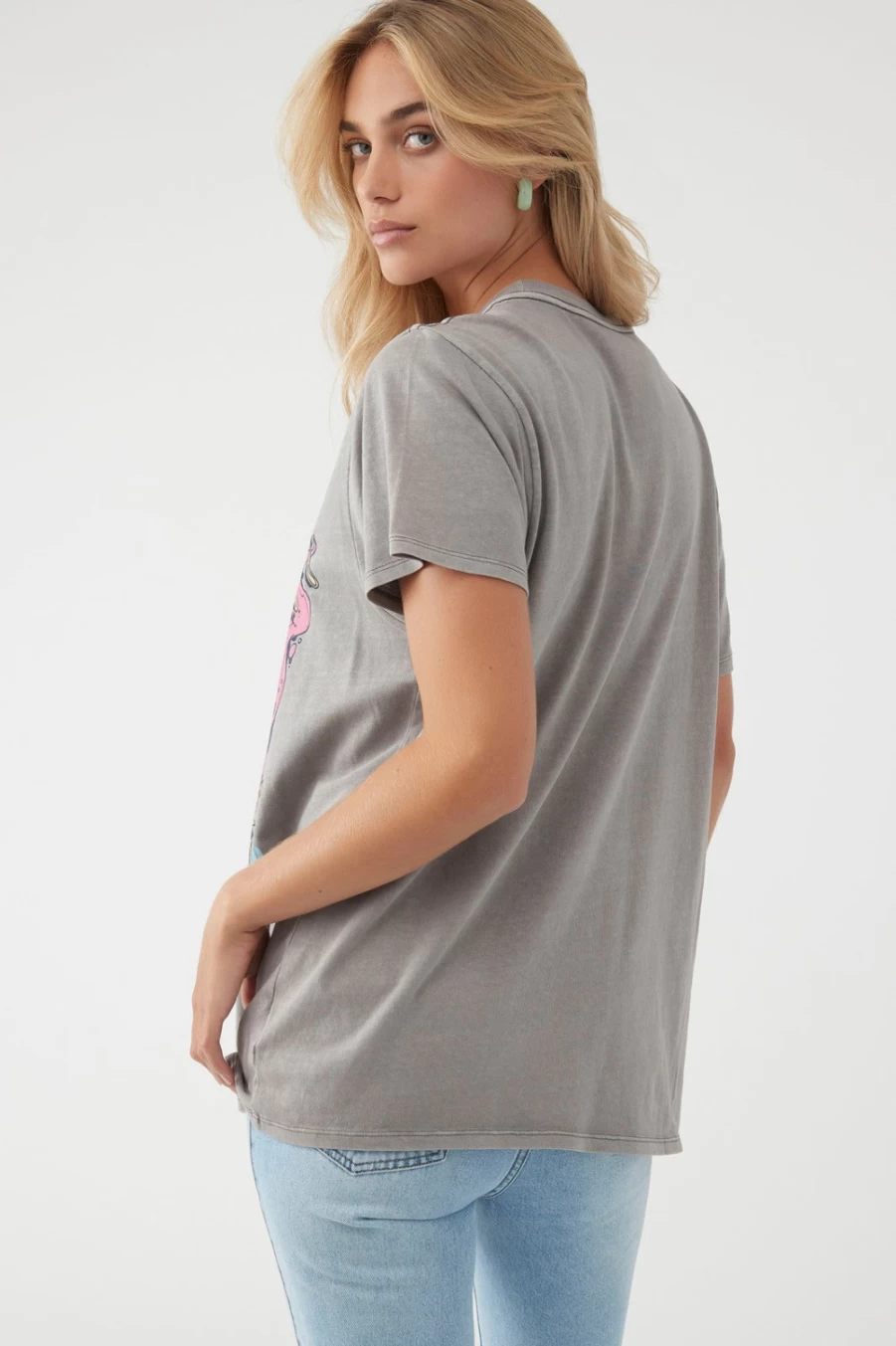 O'Neill Women's Smoked Pearl Graphic Spaced Out Tee - Stylish Casual T-Shirt
