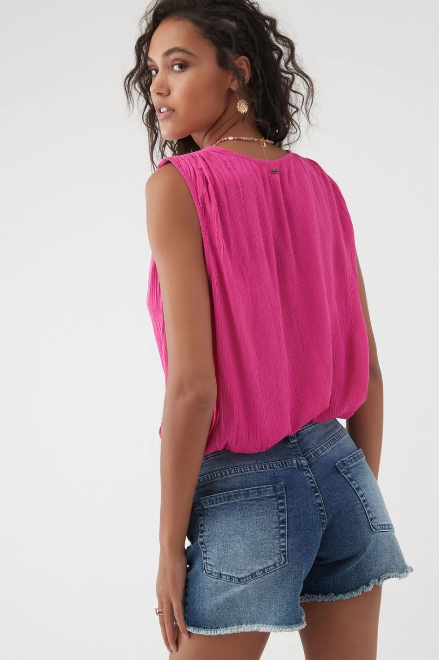 O'Neill Women's Ashlee Top in Barbie Pink - Stylish Casual Wear