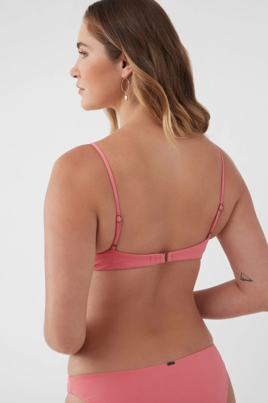 O'Neill Women's Coral Saltwater Solids Pismo Top Swimwear