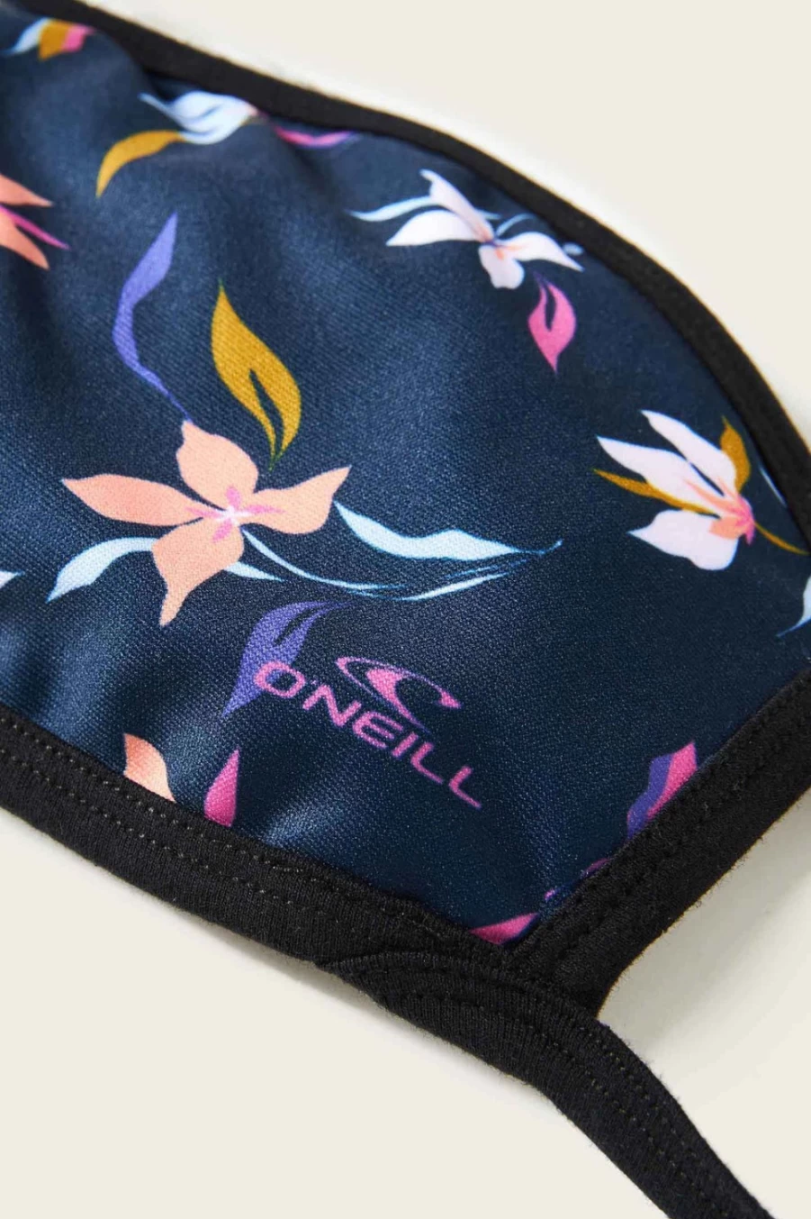 O'Neill Men's Multi-Color Face Covering for Comfort & Protection