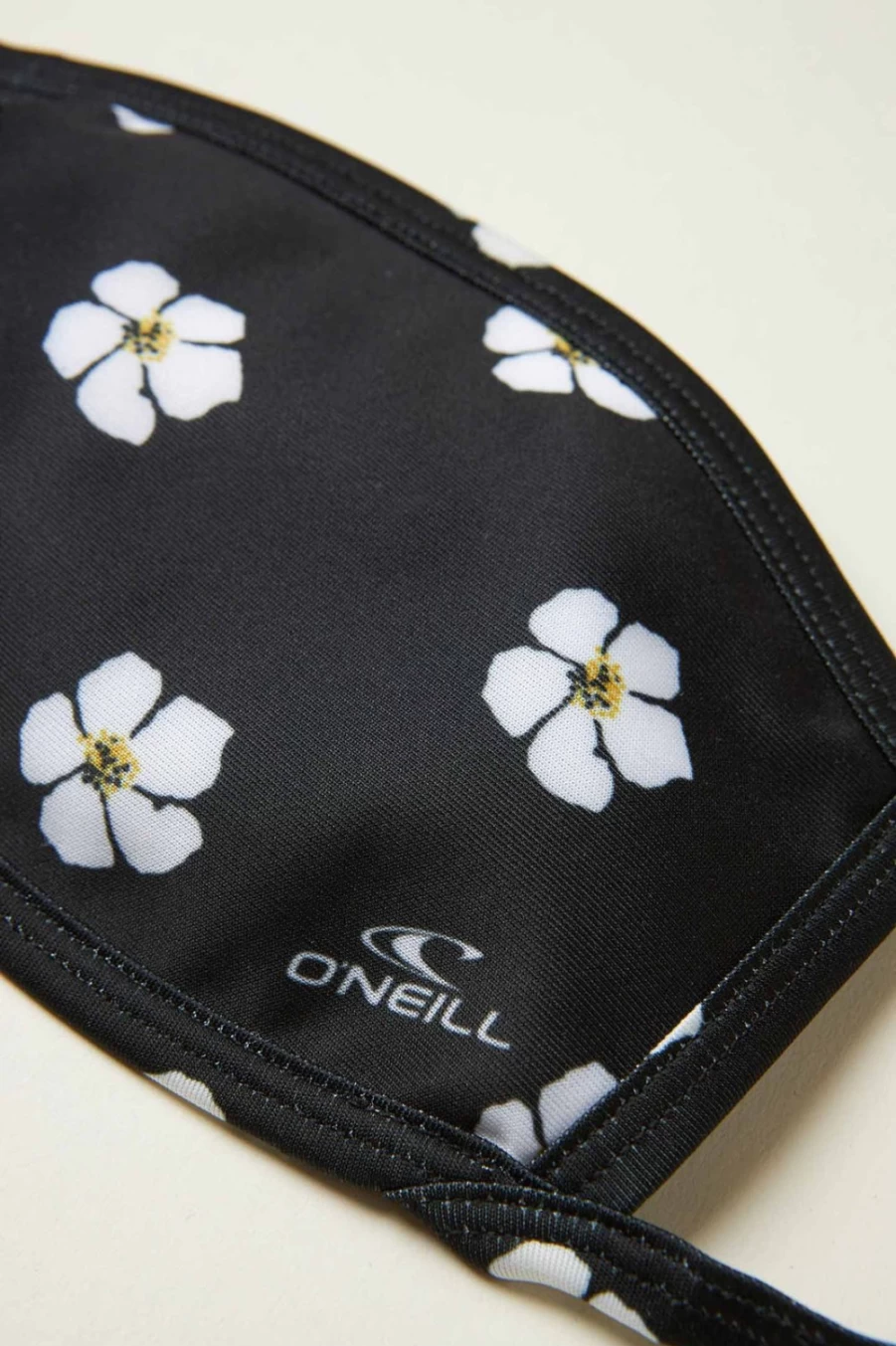O'Neill Men's Black Face Covering - Breathable & Comfortable Mask for Daily Use